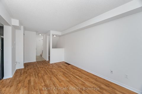 Photo 7 at 23 Peartree Court, Allandale Heights, Barrie