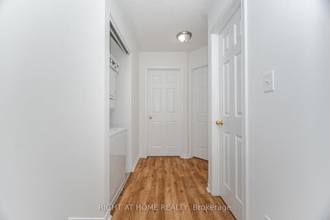 Photo 20 at 23 Peartree Court, Allandale Heights, Barrie