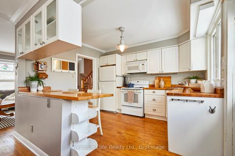 Photo 9 at 115 Toynbee Trail, Guildwood, Toronto