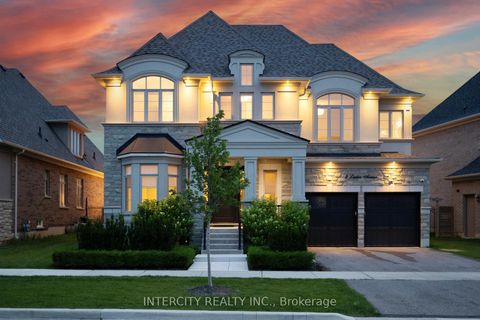 Photo 7 at 8 Larkin Avenue, Nobleton, King