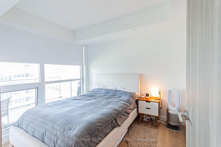 Photo 6 at 1801 - 27 McMahon Drive, Bayview Village, Toronto