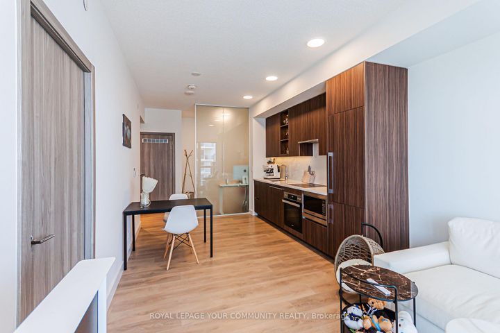 Photo 13 at 1801 - 27 McMahon Drive, Bayview Village, Toronto