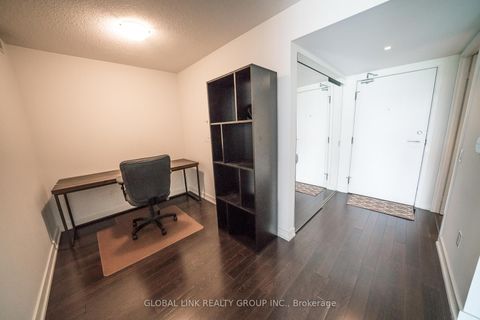 Photo 1 at 915 - 121 Mcmahon Drive, Bayview Village, Toronto