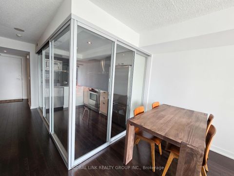 Photo 4 at 915 - 121 Mcmahon Drive, Bayview Village, Toronto