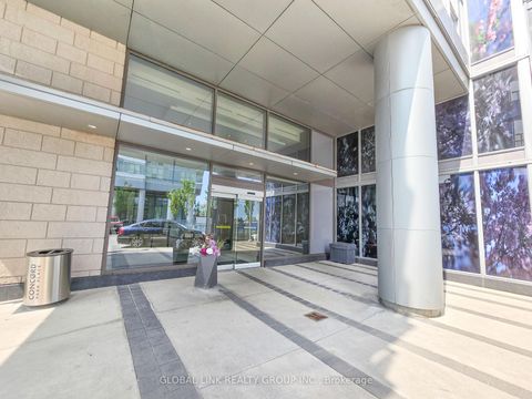 Photo 15 at 915 - 121 Mcmahon Drive, Bayview Village, Toronto