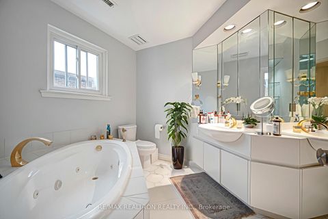 Photo 17 at 42 Apollo Drive, Don Mills, Toronto