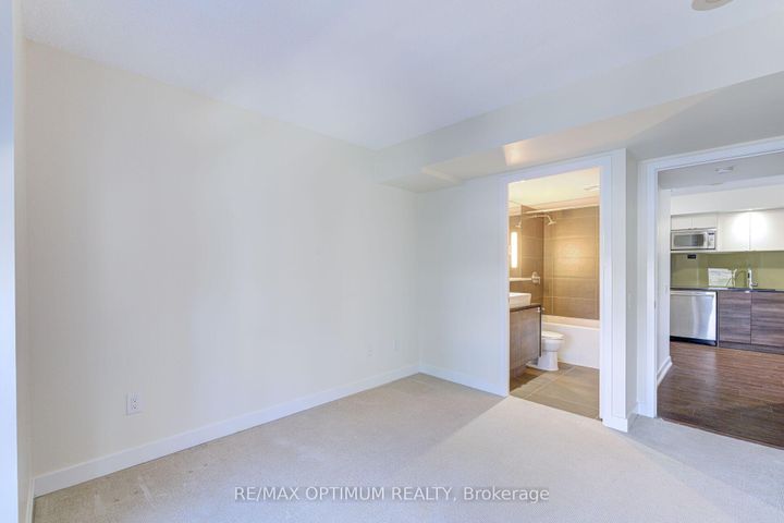 Photo 21 at 1817 - 121 Mcmahon Drive, Bayview Village, Toronto