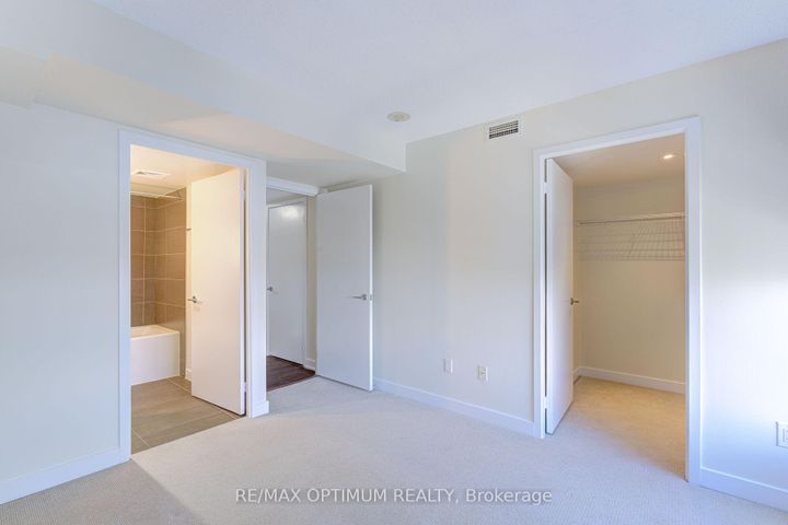 Photo 22 at 1817 - 121 Mcmahon Drive, Bayview Village, Toronto