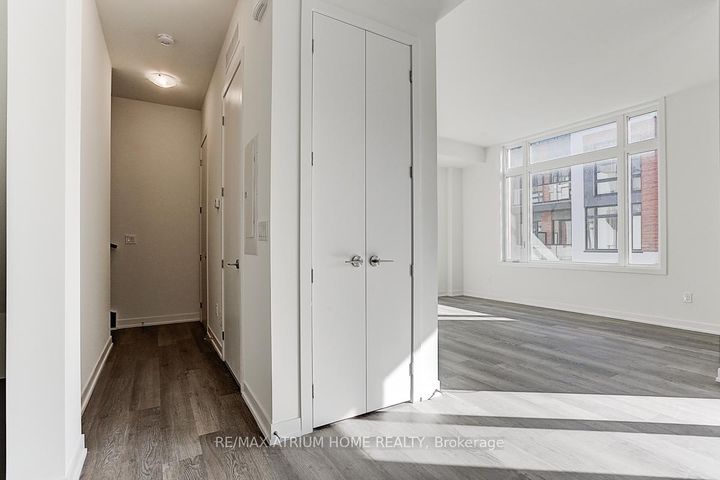 Photo 20 at 1240 - 10 David Eyer Road, Rural Richmond Hill, Richmond Hill