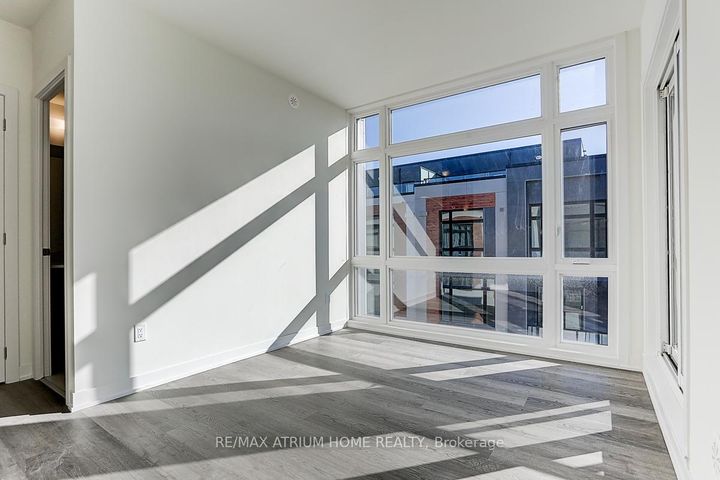 Photo 25 at 1240 - 10 David Eyer Road, Rural Richmond Hill, Richmond Hill