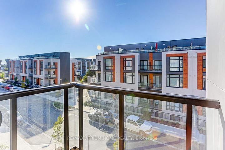 Photo 28 at 1240 - 10 David Eyer Road, Rural Richmond Hill, Richmond Hill