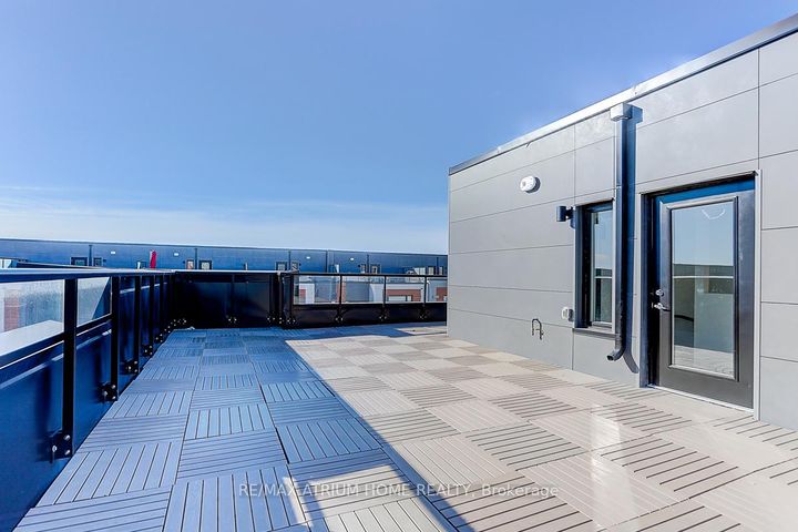 Photo 39 at 1240 - 10 David Eyer Road, Rural Richmond Hill, Richmond Hill