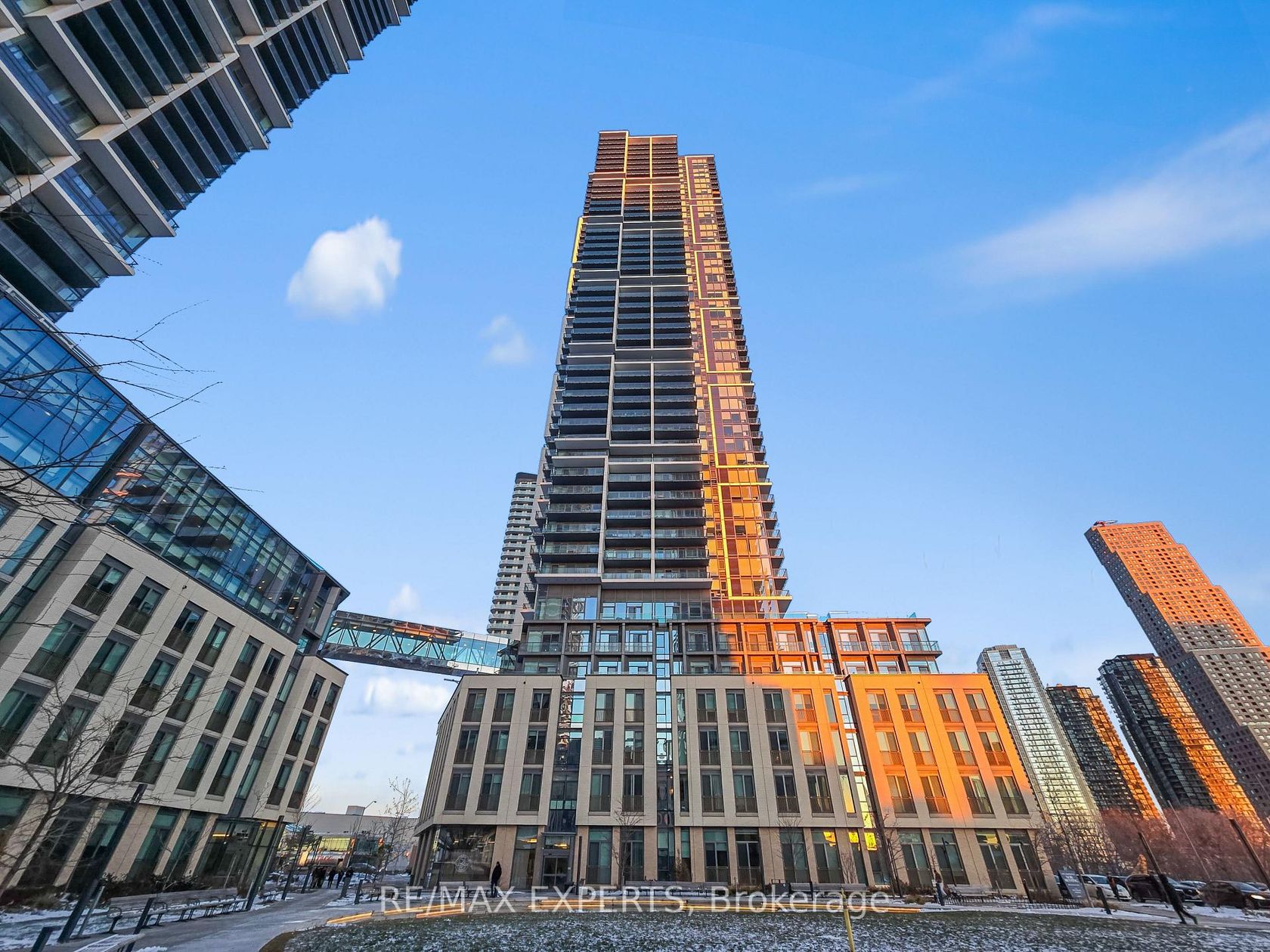 4701 - 7890 Jane Street, Concord, Vaughan 