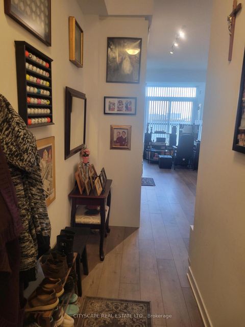 Photo 1 at 511 - 38 Honeycrisp Crescent, Vaughan Corporate Centre, Vaughan