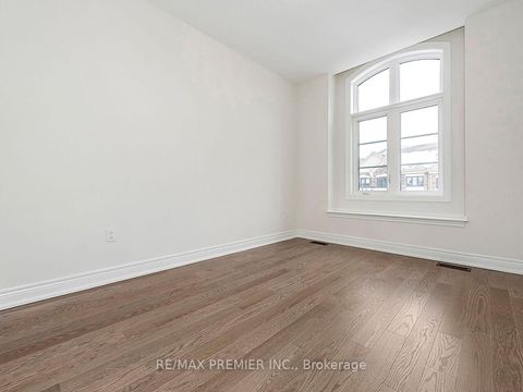 Photo 26 at 46 Gambetta Road, Vellore Village, Vaughan