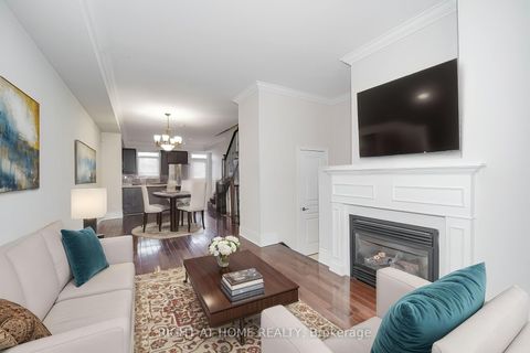 Photo 6 at 9 Streight Lane, City Centre West, Toronto