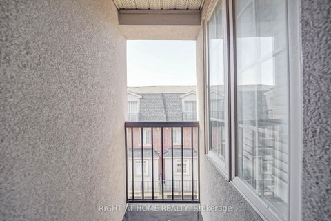 Photo 24 at 9 Streight Lane, City Centre West, Toronto