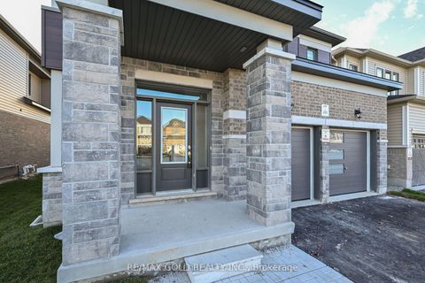 Photo 1 at 161 Terry Fox Drive, Rural Barrie Southeast, Barrie