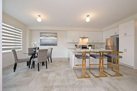 Photo 9 at 161 Terry Fox Drive, Rural Barrie Southeast, Barrie