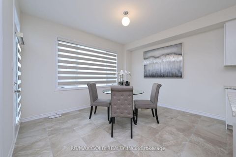 Photo 13 at 161 Terry Fox Drive, Rural Barrie Southeast, Barrie