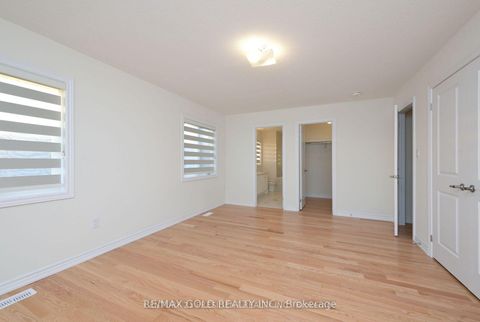 Photo 19 at 161 Terry Fox Drive, Rural Barrie Southeast, Barrie