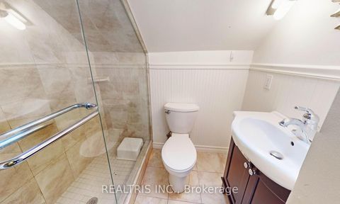 Photo 18 at 149 Worsley Street, City Centre, Barrie