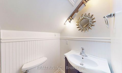 Photo 19 at 149 Worsley Street, City Centre, Barrie