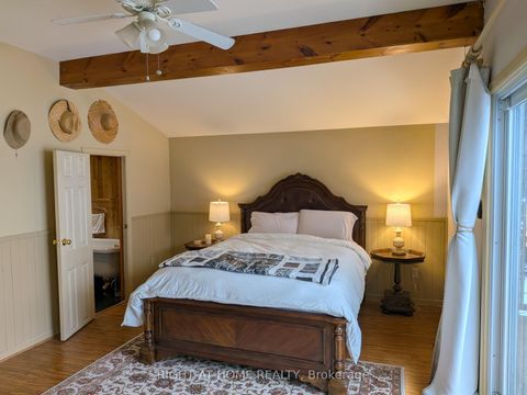 Photo 3 at 36 Shirlea Boulevard, Keswick South, Georgina