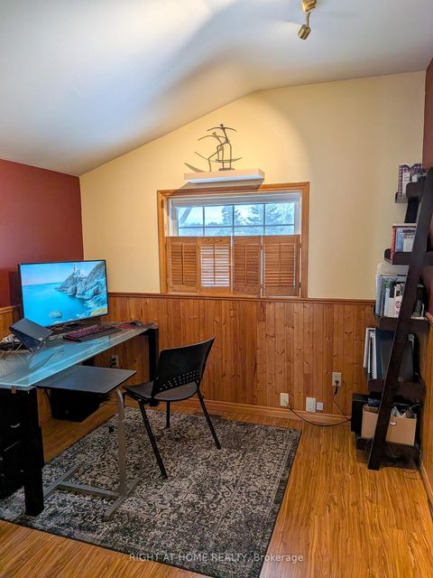 Photo 11 at 36 Shirlea Boulevard, Keswick South, Georgina