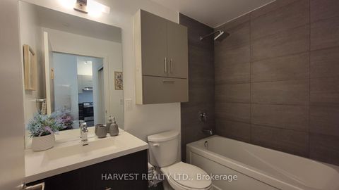 Photo 13 at 102 - 188 fairview mall Drive, Don Valley Village, Toronto