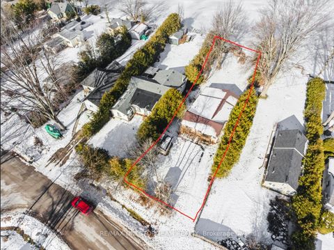 Photo 4 at 108 Moore's Beach Road, Virginia, Georgina