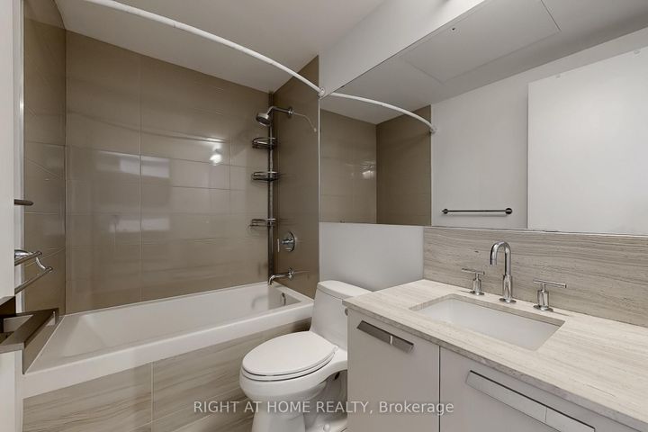 Photo 15 at 3906 - 50 Charles Street E, Yonge Corridor, Toronto