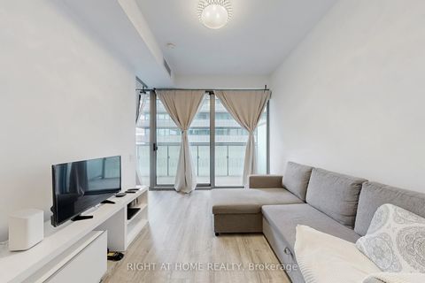 Photo 7 at 3906 - 50 Charles Street E, Yonge Corridor, Toronto