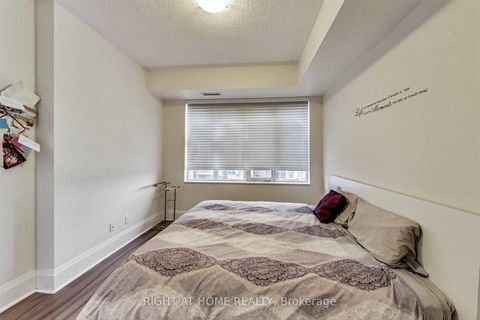 Photo 10 at 720 - 100 Harrison Garden Boulevard, Willowdale East, Toronto