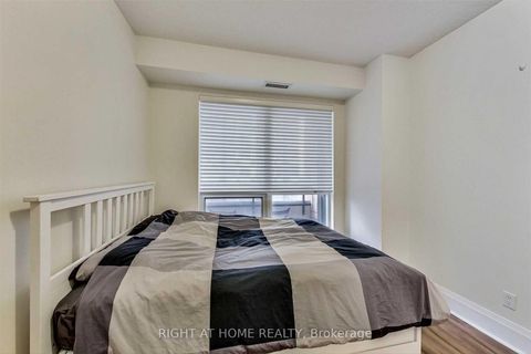 Photo 14 at 720 - 100 Harrison Garden Boulevard, Willowdale East, Toronto