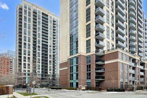 Photo 3 at 1002 - 3 Michael Power Place, City Centre West, Toronto