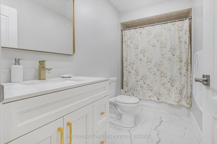 Photo 7 at 226 Mountainberry Road, Wellington, Brampton