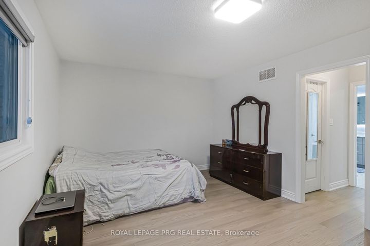 Photo 21 at 226 Mountainberry Road, Wellington, Brampton
