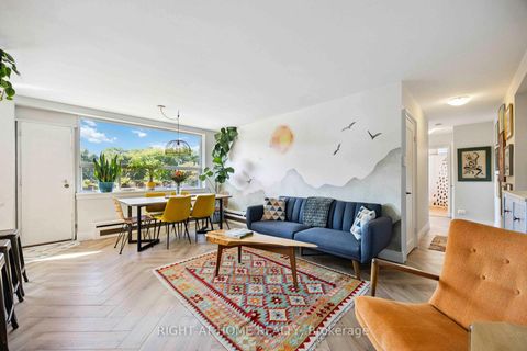 Photo 4 at 103 - 57 Neptune Drive, Lawrence, Toronto