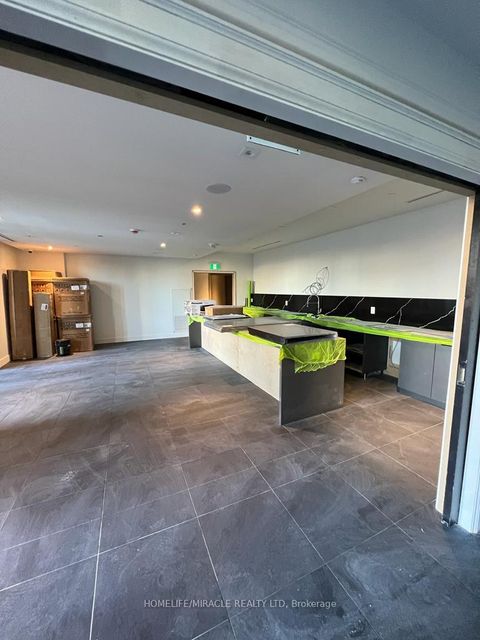 Photo 15 at 914 - 270 Dufferin Street, South Parkdale, Toronto