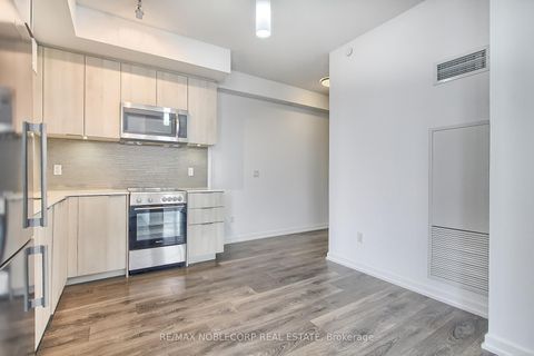 Photo 16 at 610 - 50 Forest Manor Road, Henry Farm, Toronto