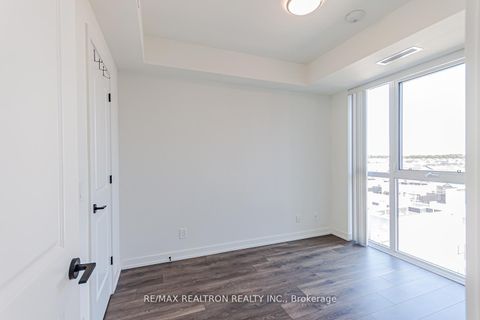 Photo 14 at 801 - 335 Wheat Boom Drive, JM Joshua Meadows, Oakville