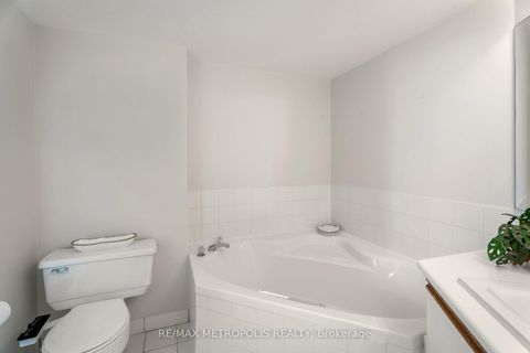 Photo 14 at 1707 - 3233 Eglinton Avenue E, Scarborough Village, Toronto