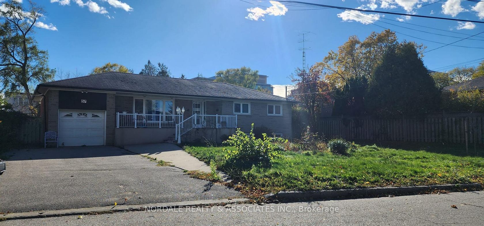 57 Cocksfield Avenue, Bathurst Manor, Toronto 