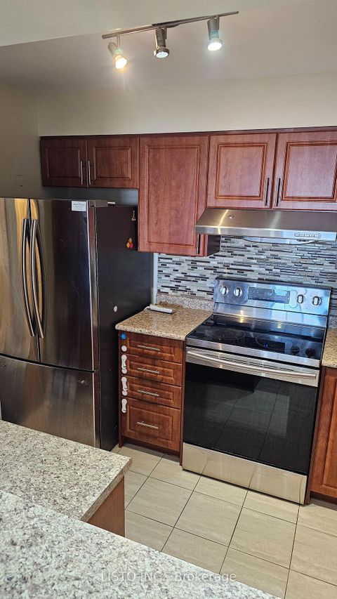 Photo 5 at 606 - 330 Mccowan Road, Eglinton East, Toronto