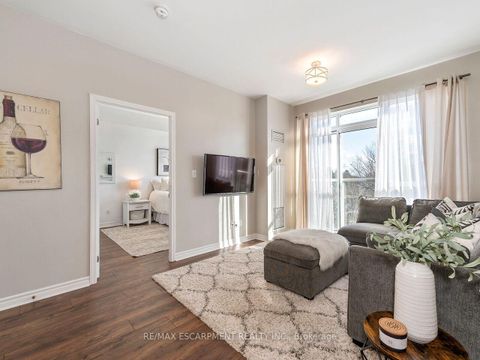 Photo 5 at 401 - 3865 Lake Shore Boulevard W, Long Branch, Toronto
