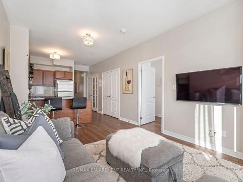 Photo 7 at 401 - 3865 Lake Shore Boulevard W, Long Branch, Toronto