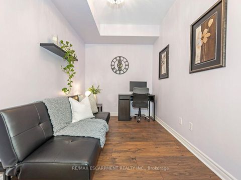Photo 24 at 401 - 3865 Lake Shore Boulevard W, Long Branch, Toronto
