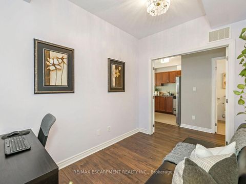 Photo 26 at 401 - 3865 Lake Shore Boulevard W, Long Branch, Toronto