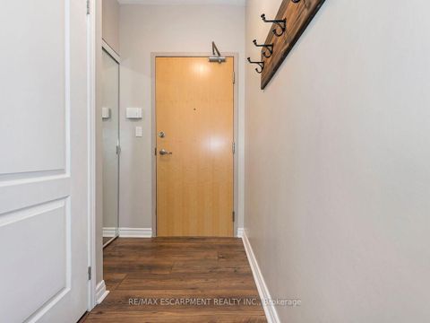 Photo 28 at 401 - 3865 Lake Shore Boulevard W, Long Branch, Toronto